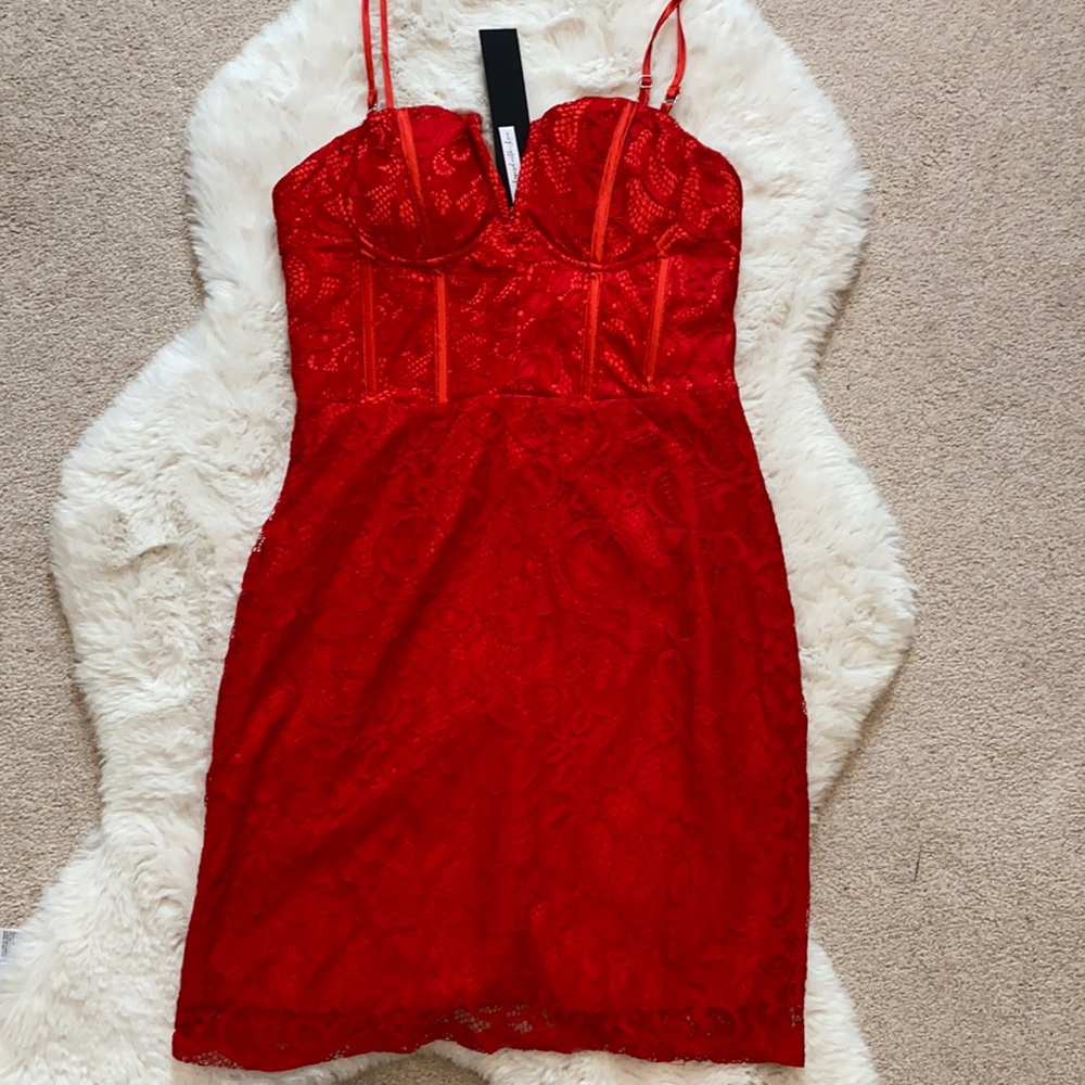 NWT RED LACE CORSET MINI DRESS. Size S HOMECOMING